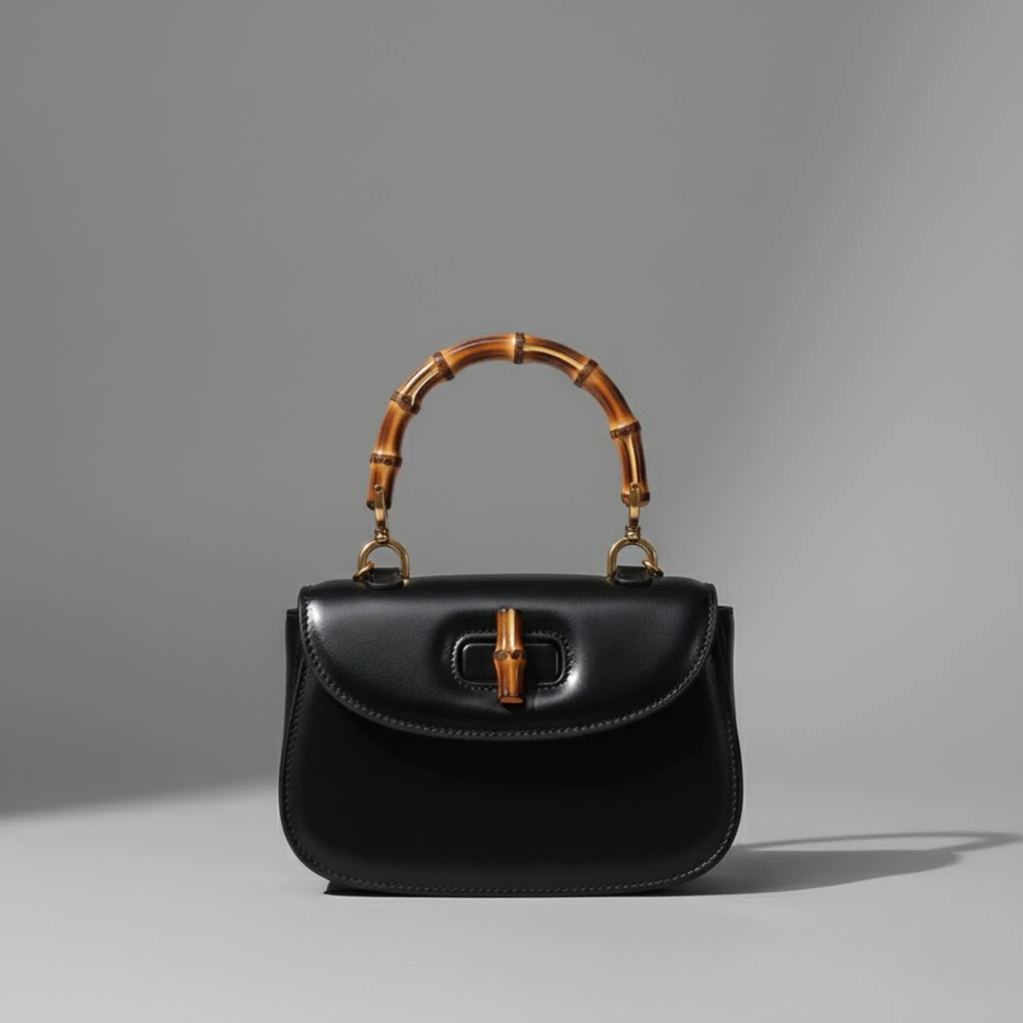 Bolsa Ébon Classic Transversal Couro Legítimo