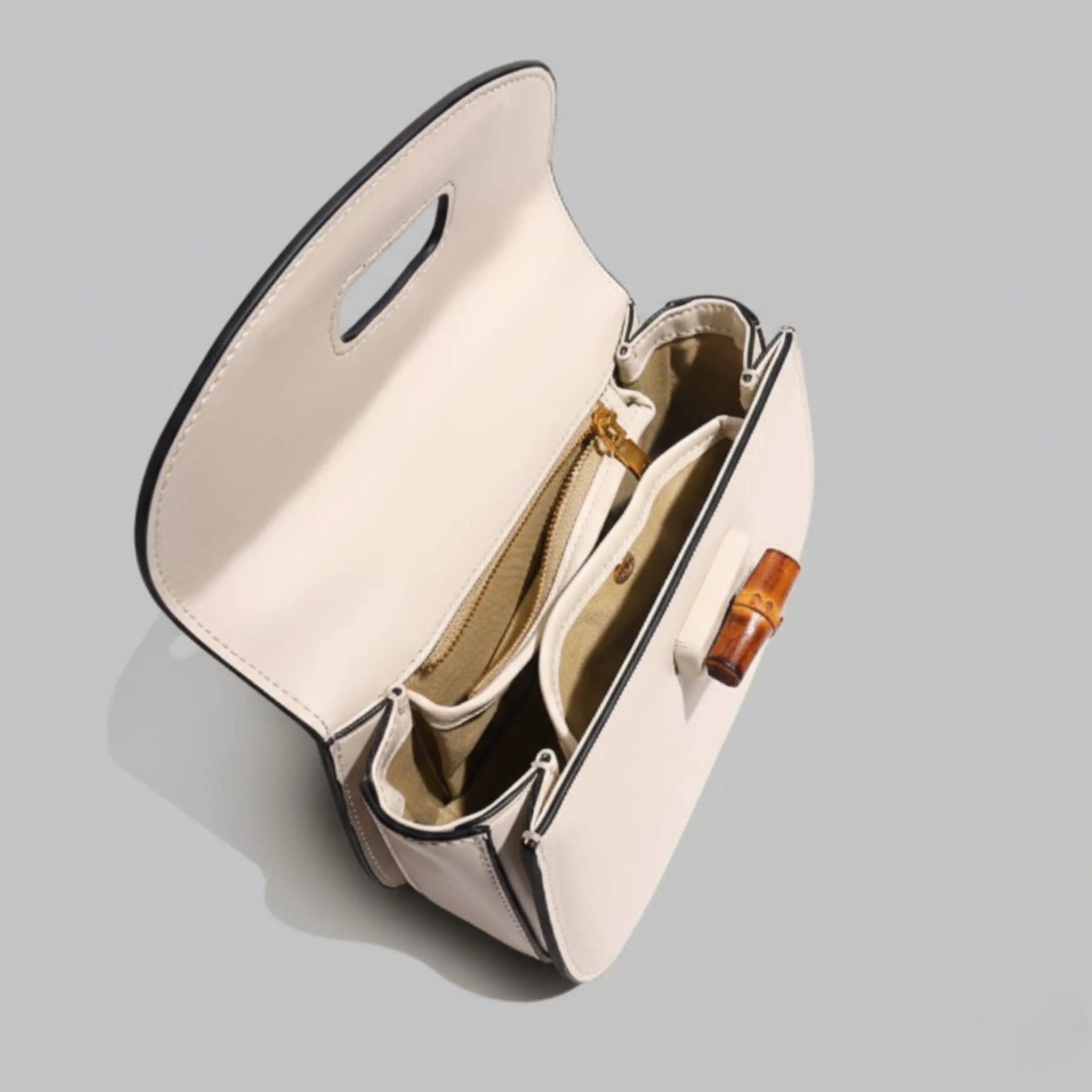 Bolsa Ébon Classic Transversal Couro Legítimo