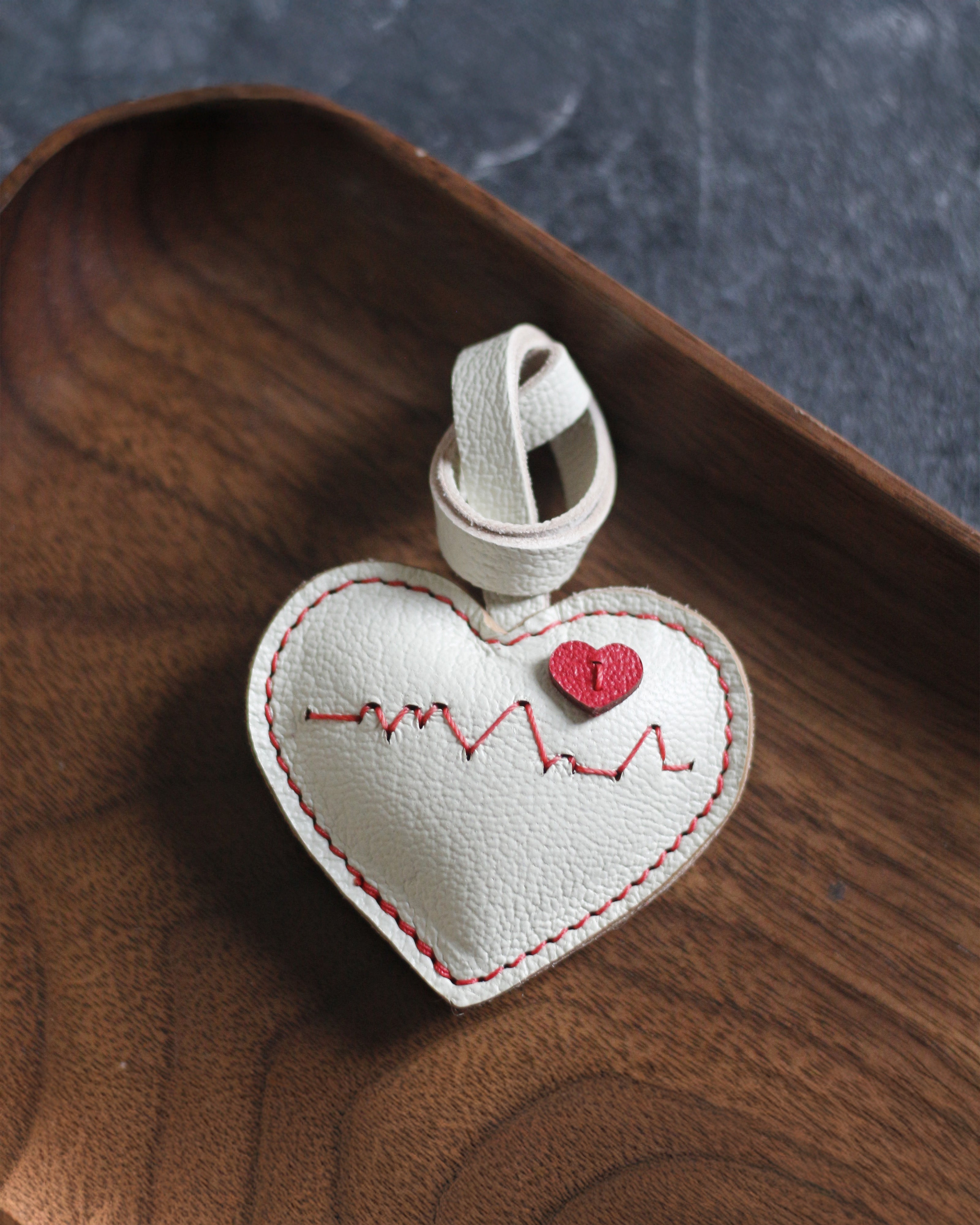 Bag Charm Coração Pulse