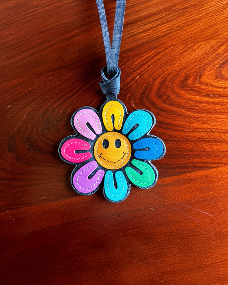 Bag Charm Flor Sorrindo