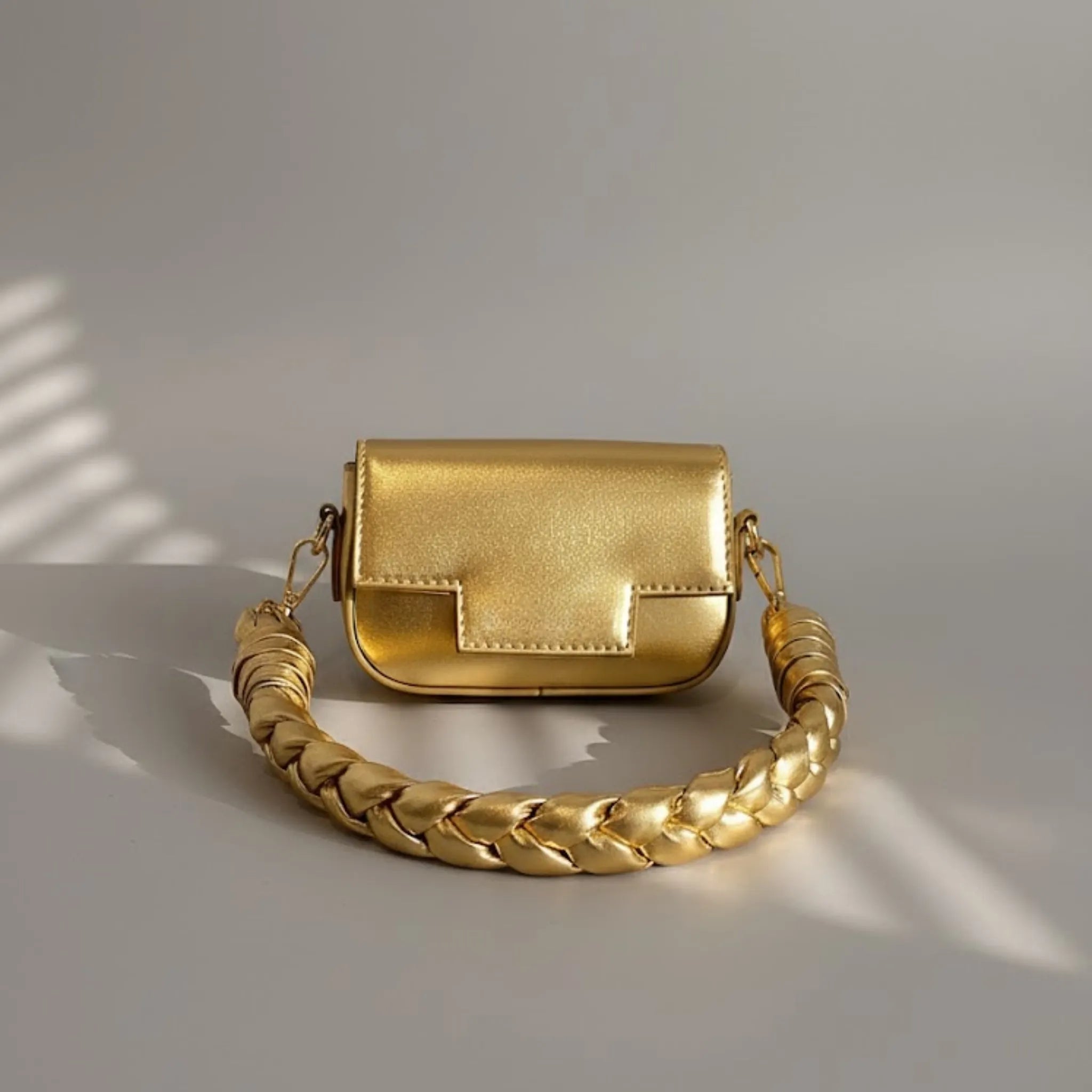 Bolsa Golden Classic Party