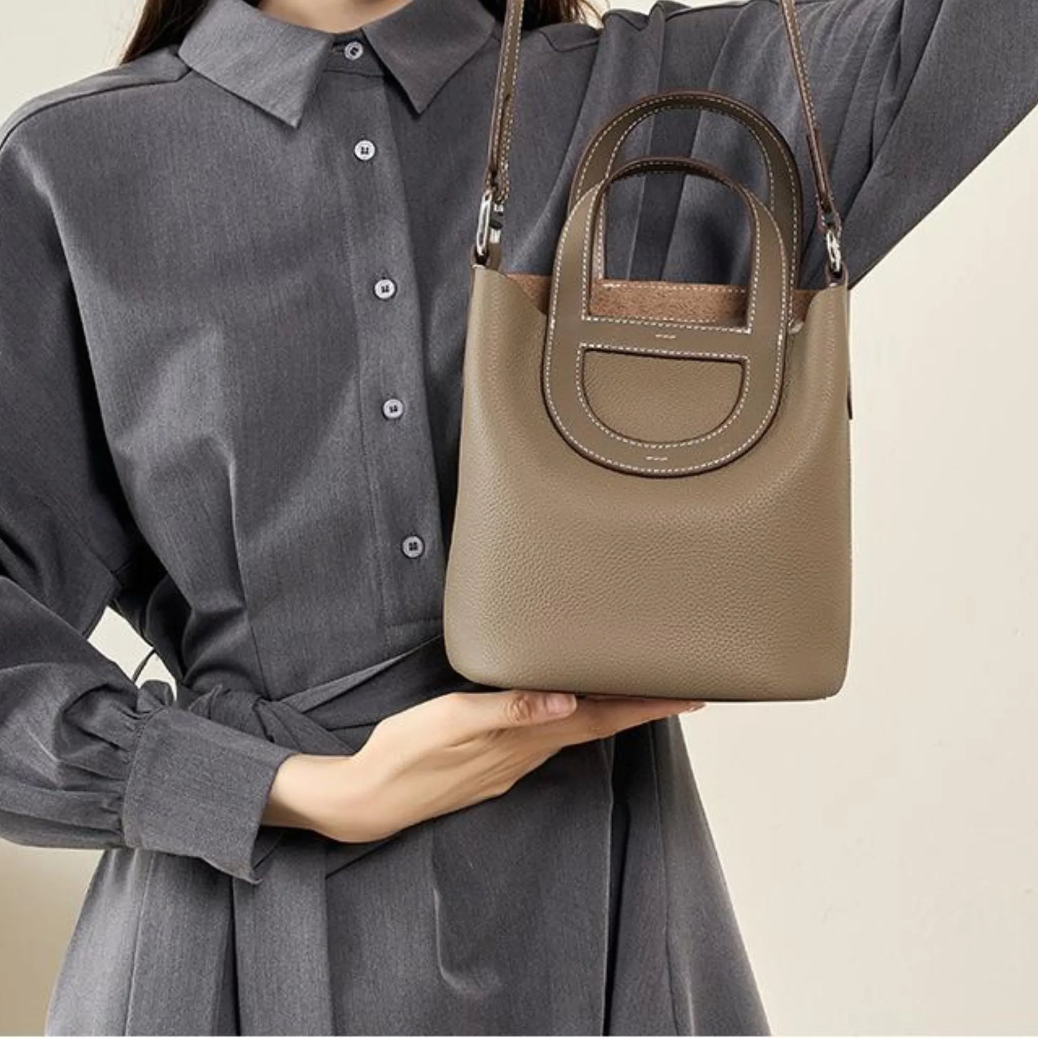 Bolsa Eleonor Tote Transversal Couro Legítimo